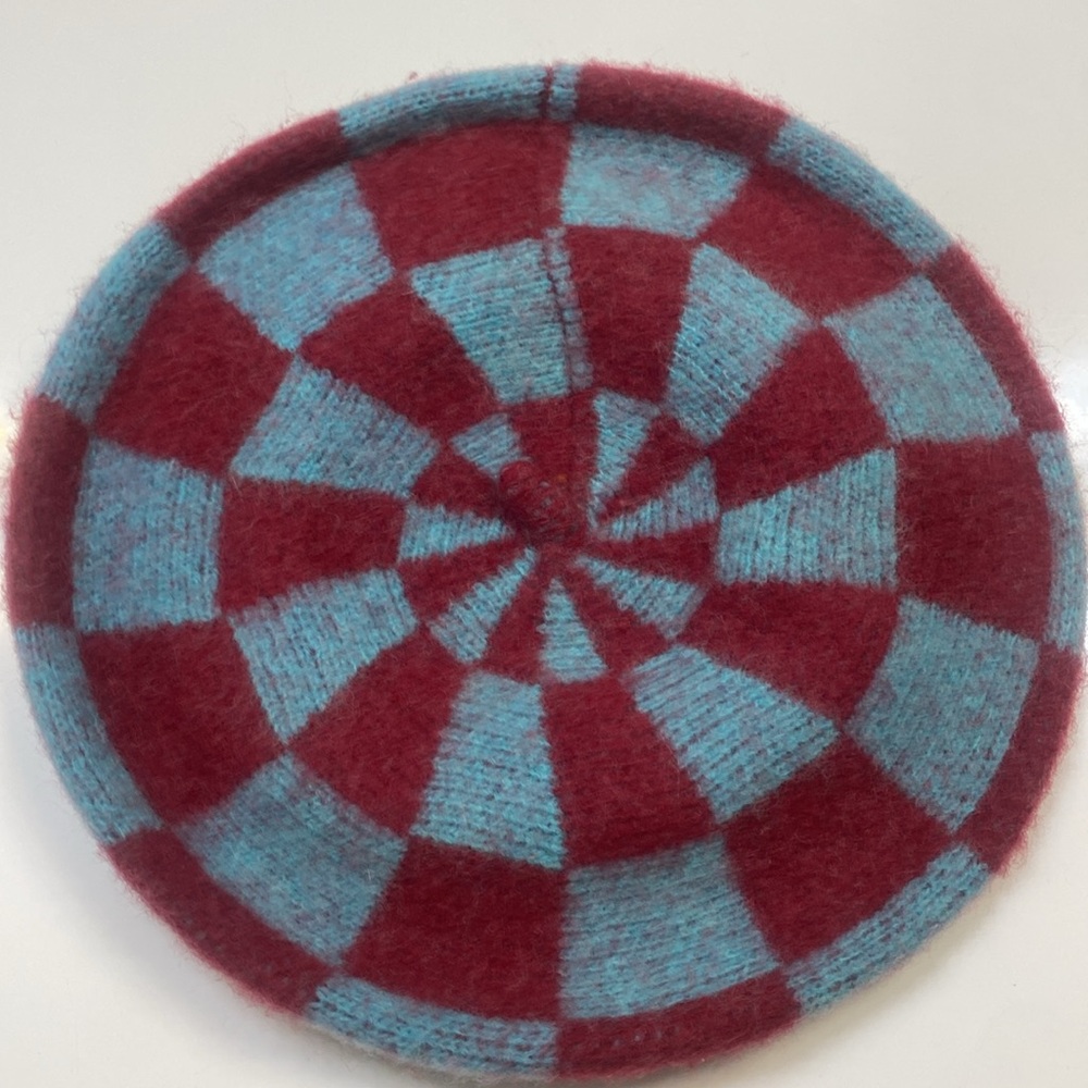 NWT URBAN OUTFITTERS beret - Picture 3 of 6
